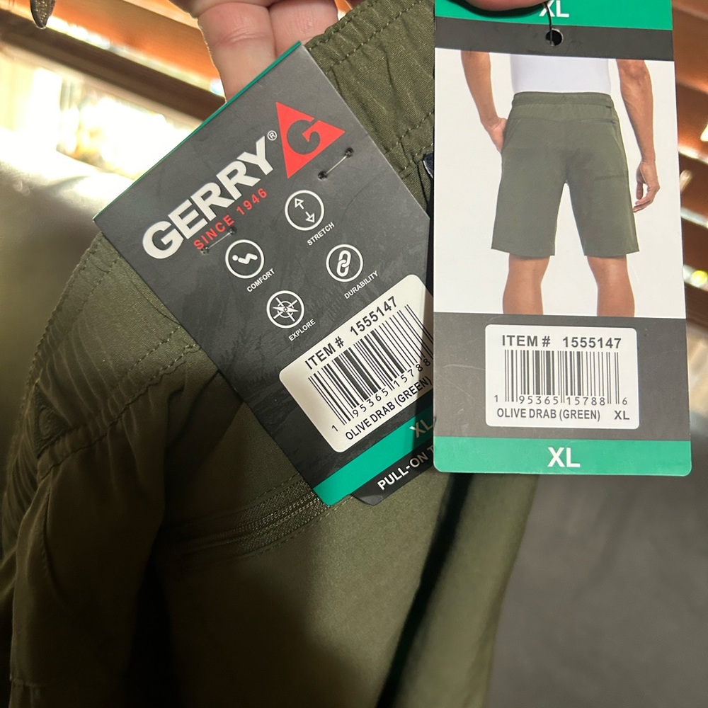 Gerry Weber Men's Dark Olive Athletic Shorts